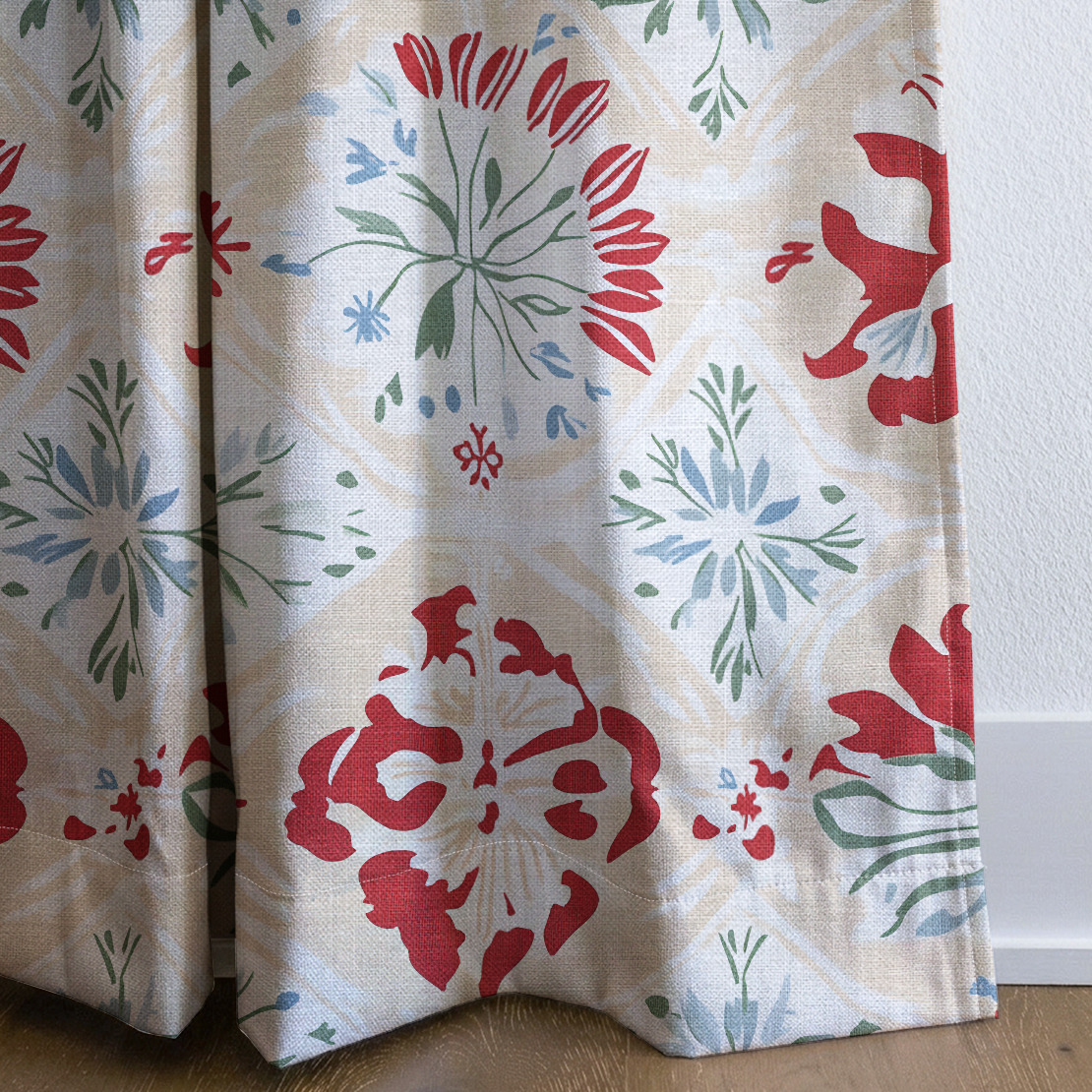 Picnic - Drapery — corner closeup