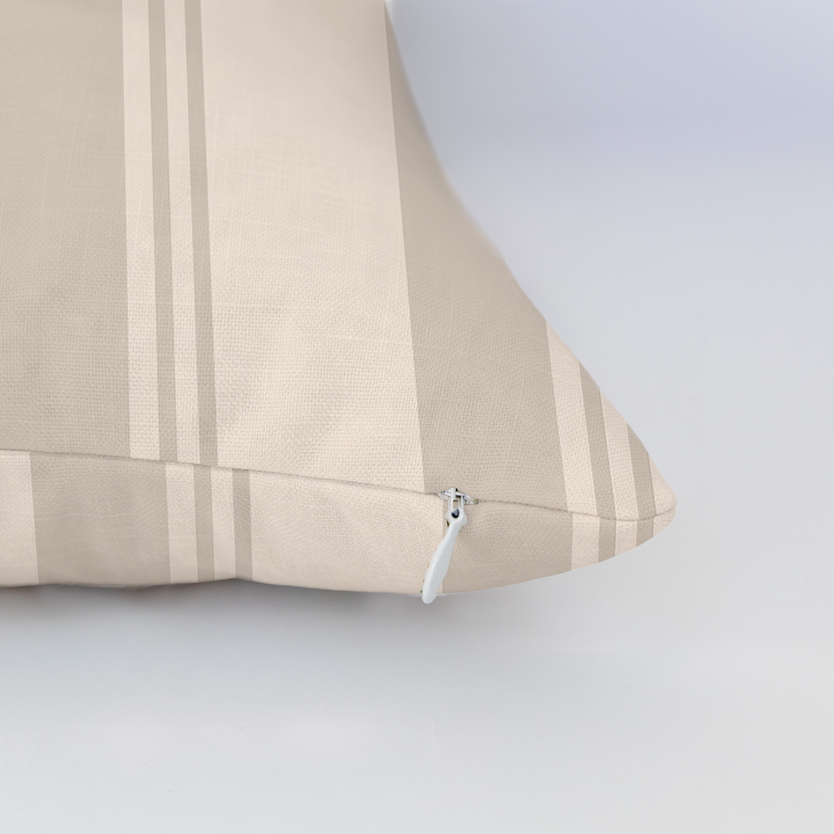 LP936204 LP936204_edge_zipper_light.png