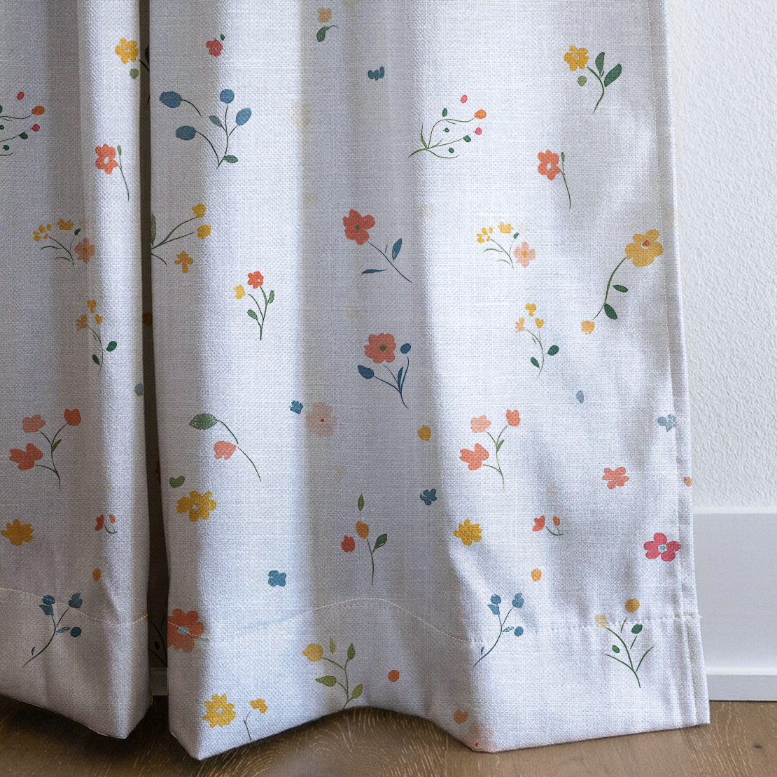 Buttercup Blooms - Drapery — corner closeup