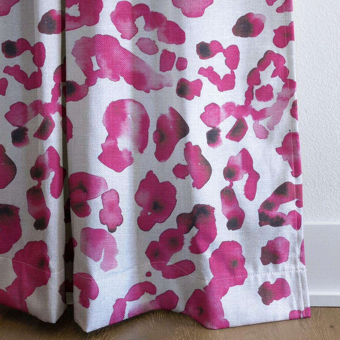Lilly - Drapery — corner closeup