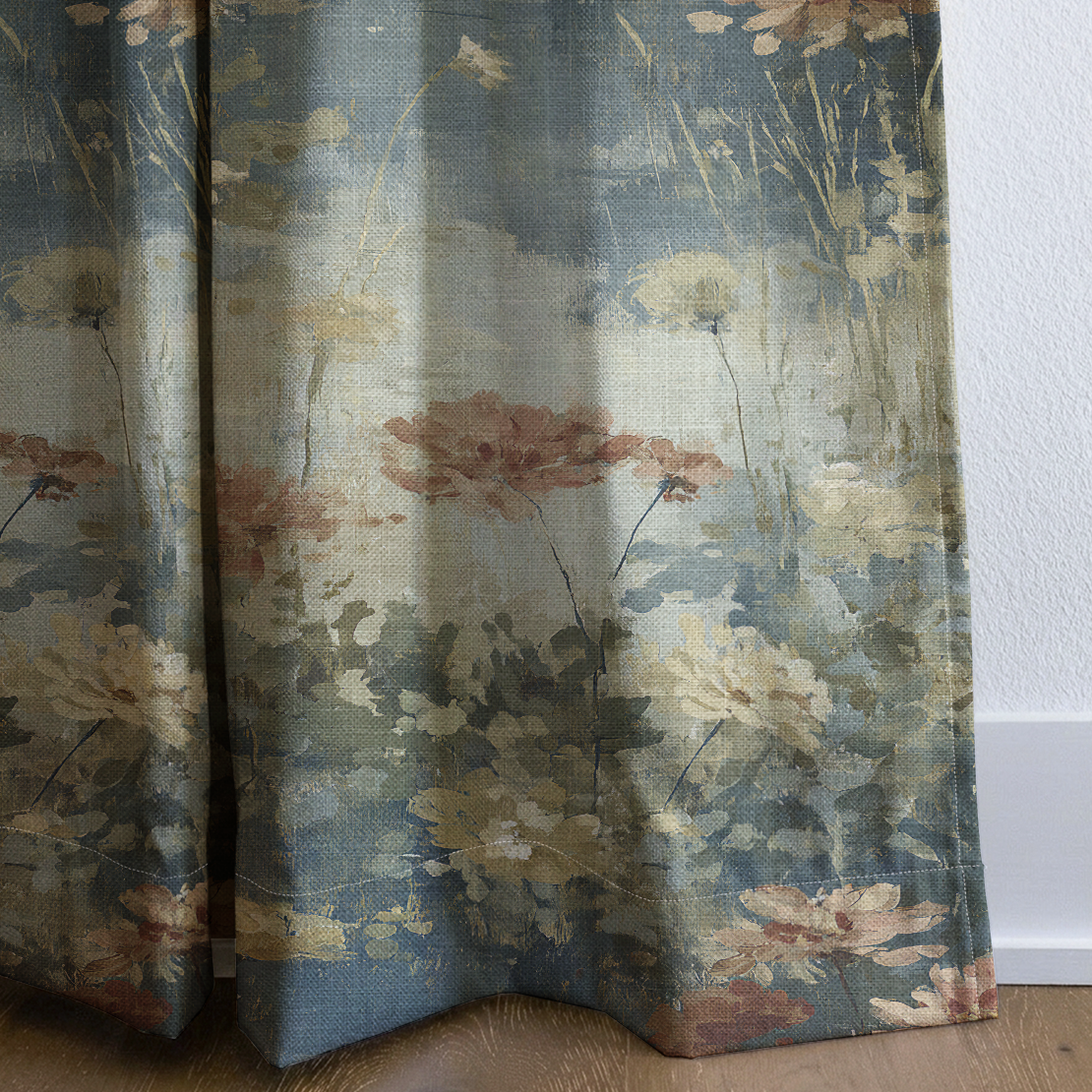 Grand Daisies - Drapery — corner closeup