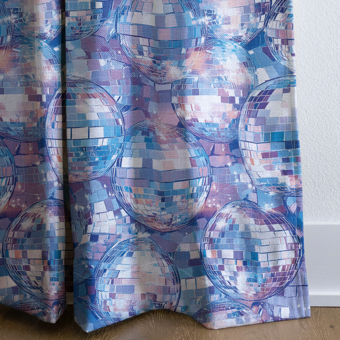 Glimmer & Glow - Drapery — corner closeup