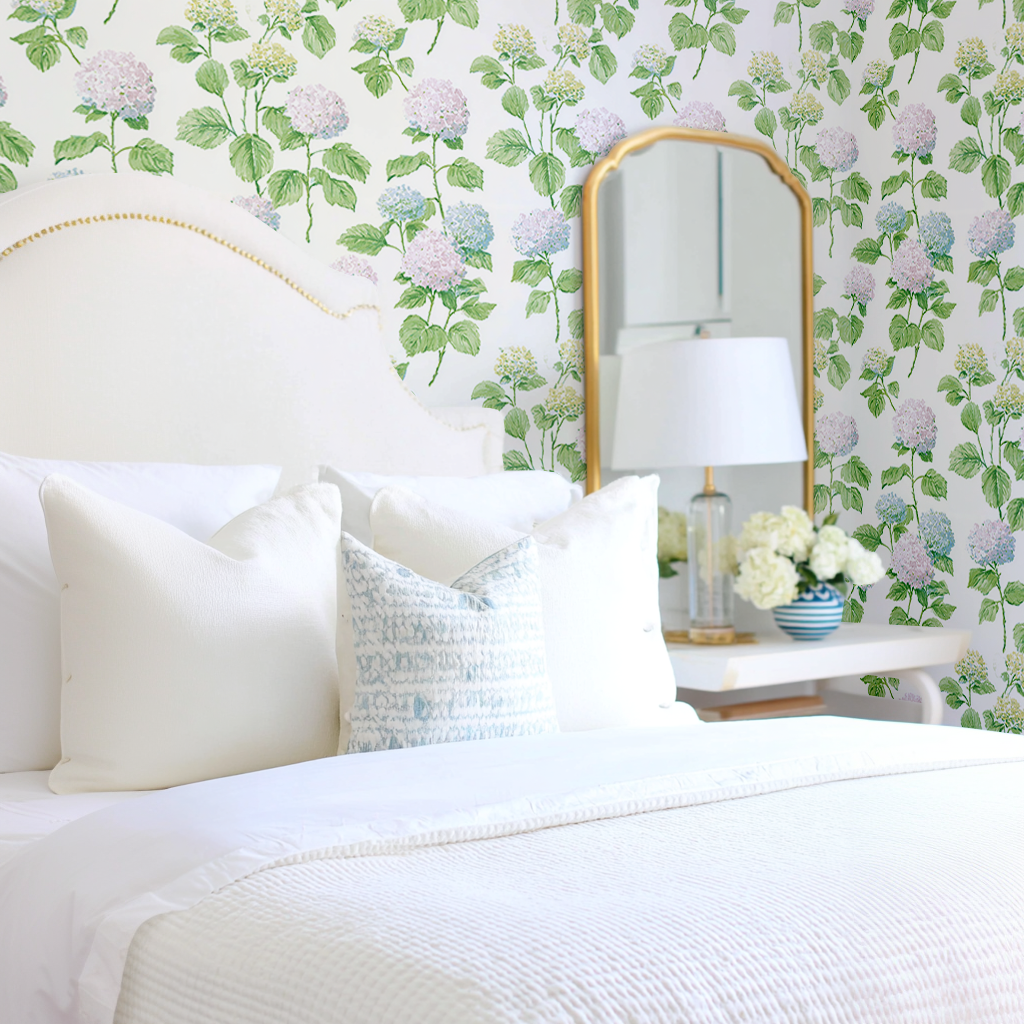 Southern Garden Wallpaper