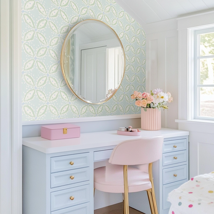 Winter Lace Wallpaper