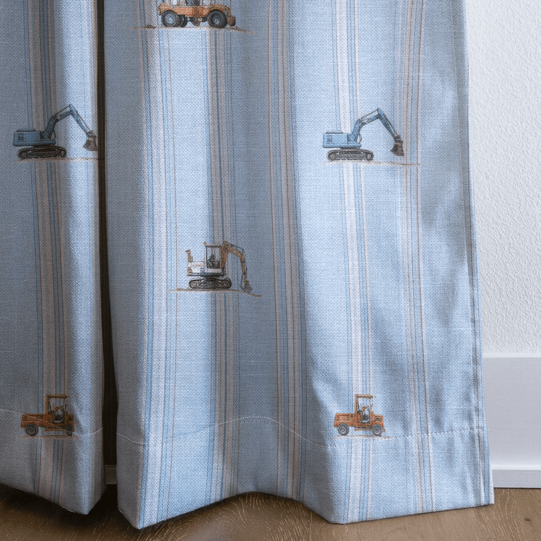 Boy Builder - Drapery - Lemon Park