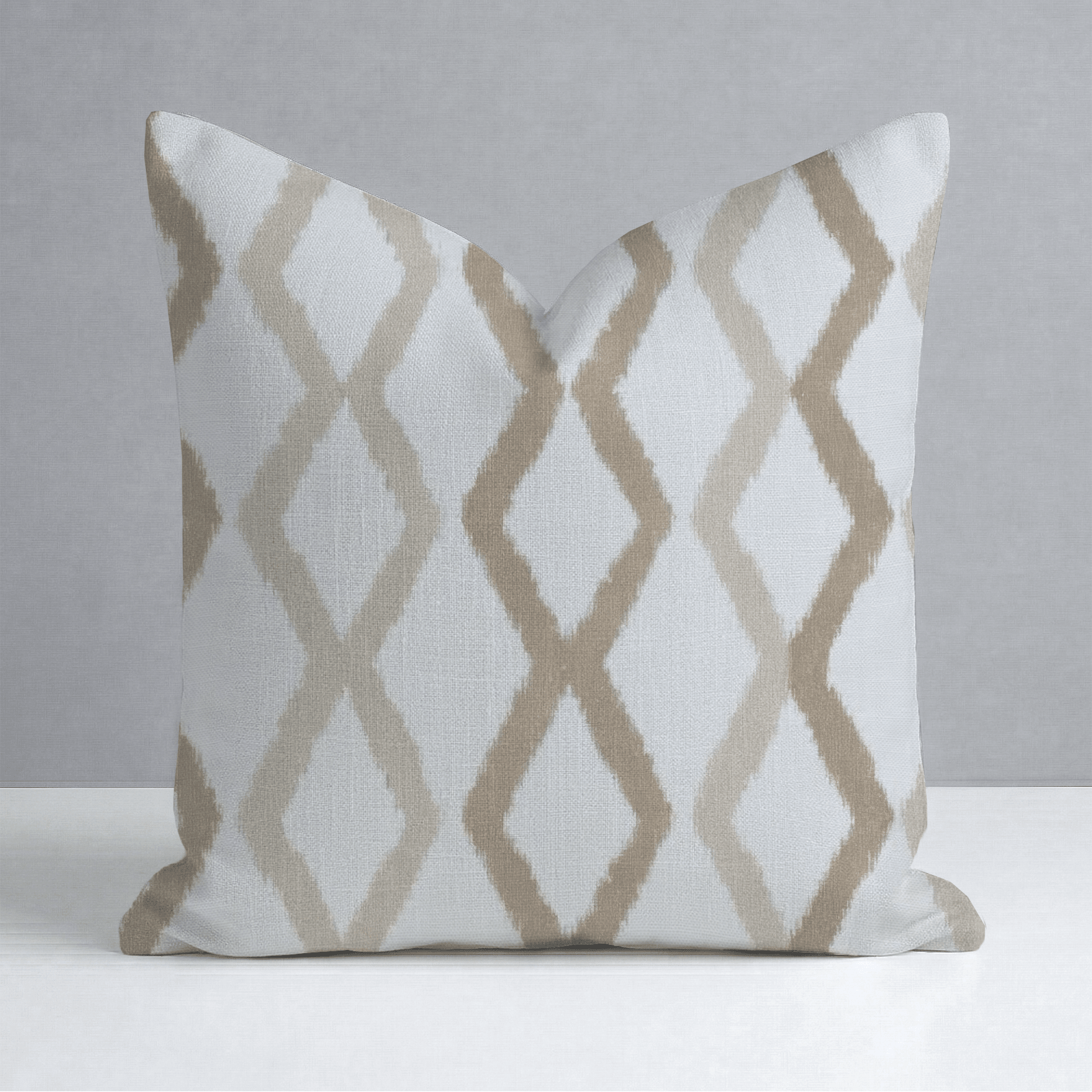 Braemar Trellis Throw Pillow - Lemon Park