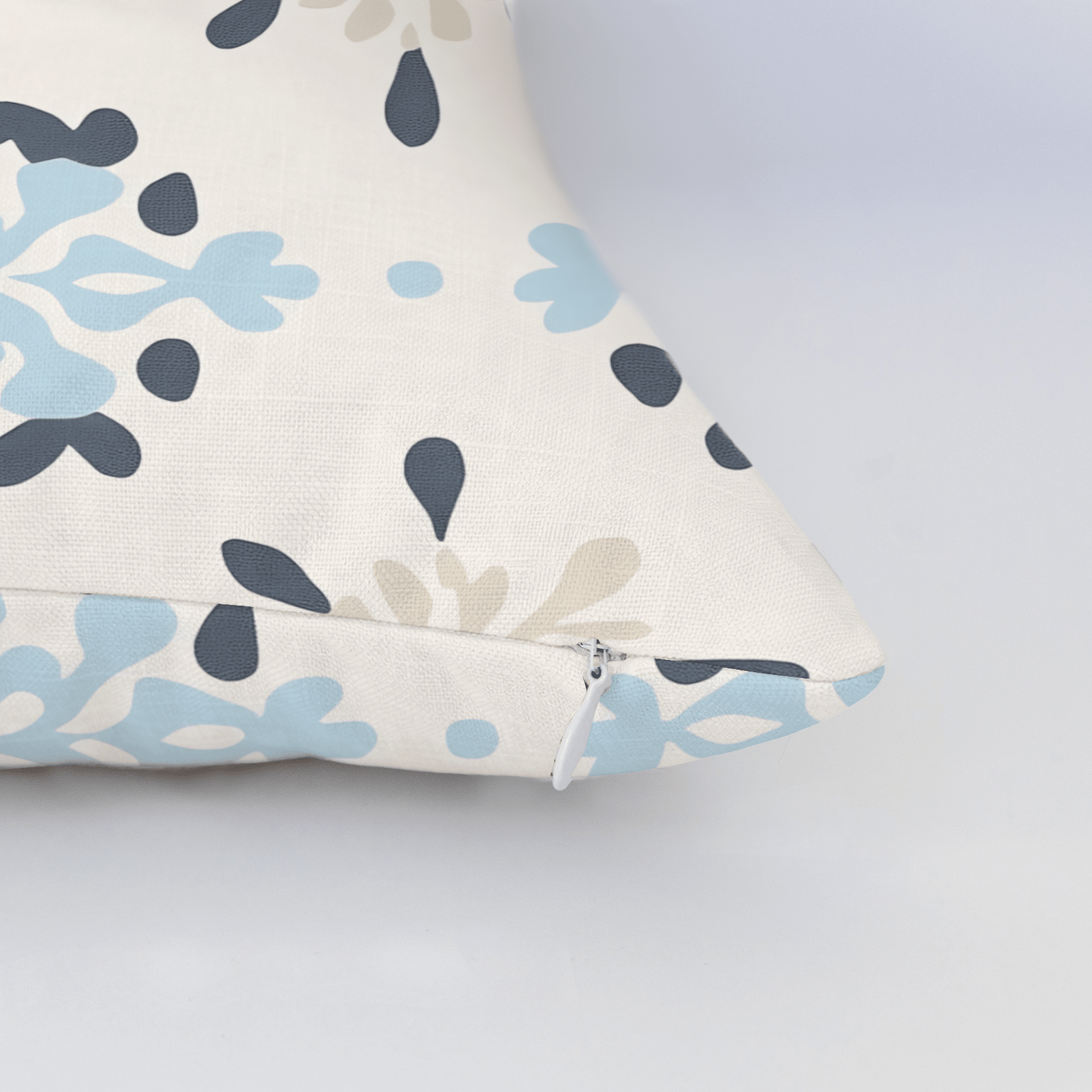 Brent Throw Pillow - Lemon Park