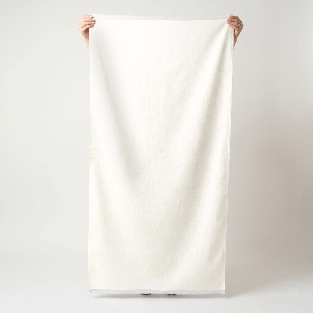 Classic Harmony Linen - Fabric - Lemon Park