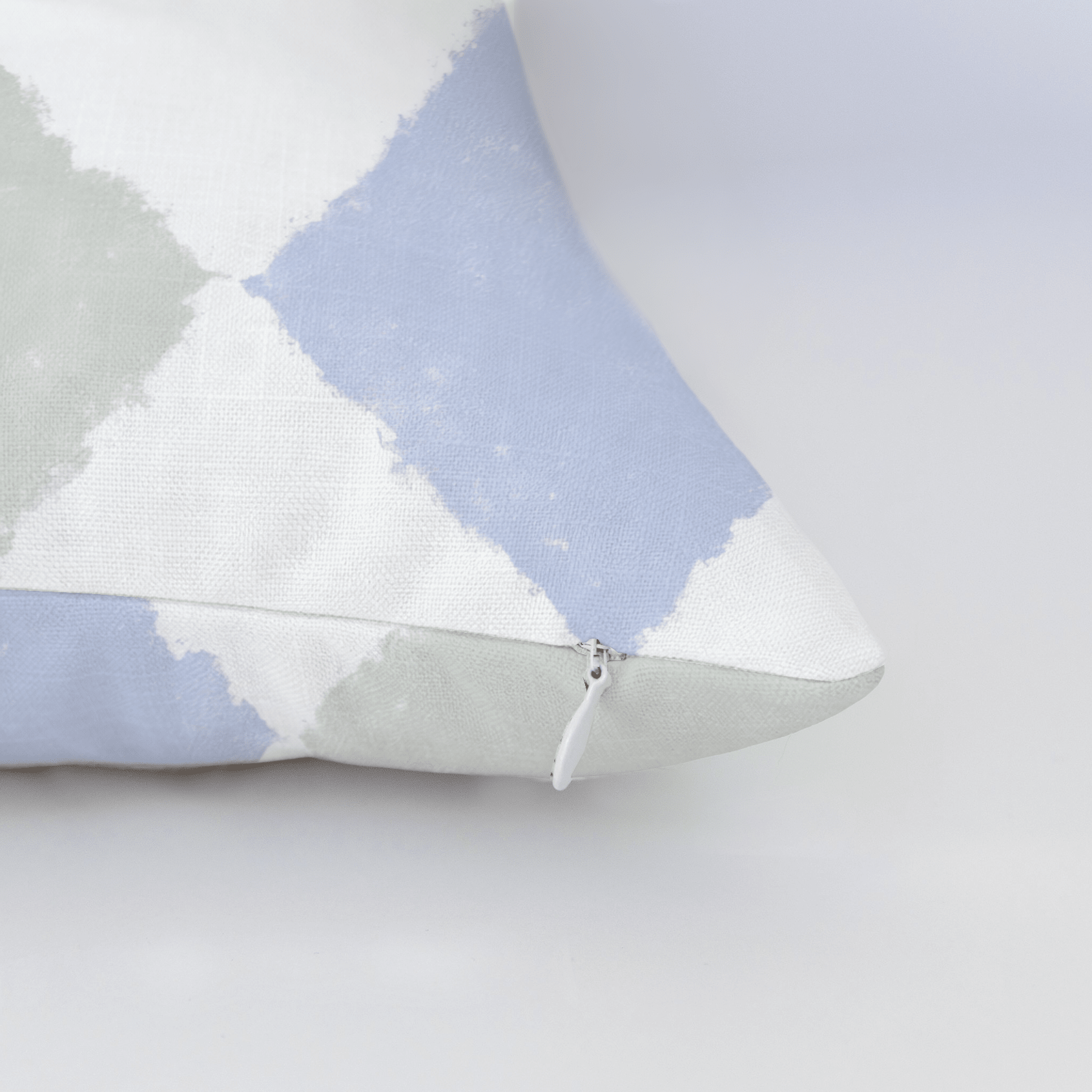Diamond Darling Throw Pillow - Lemon Park