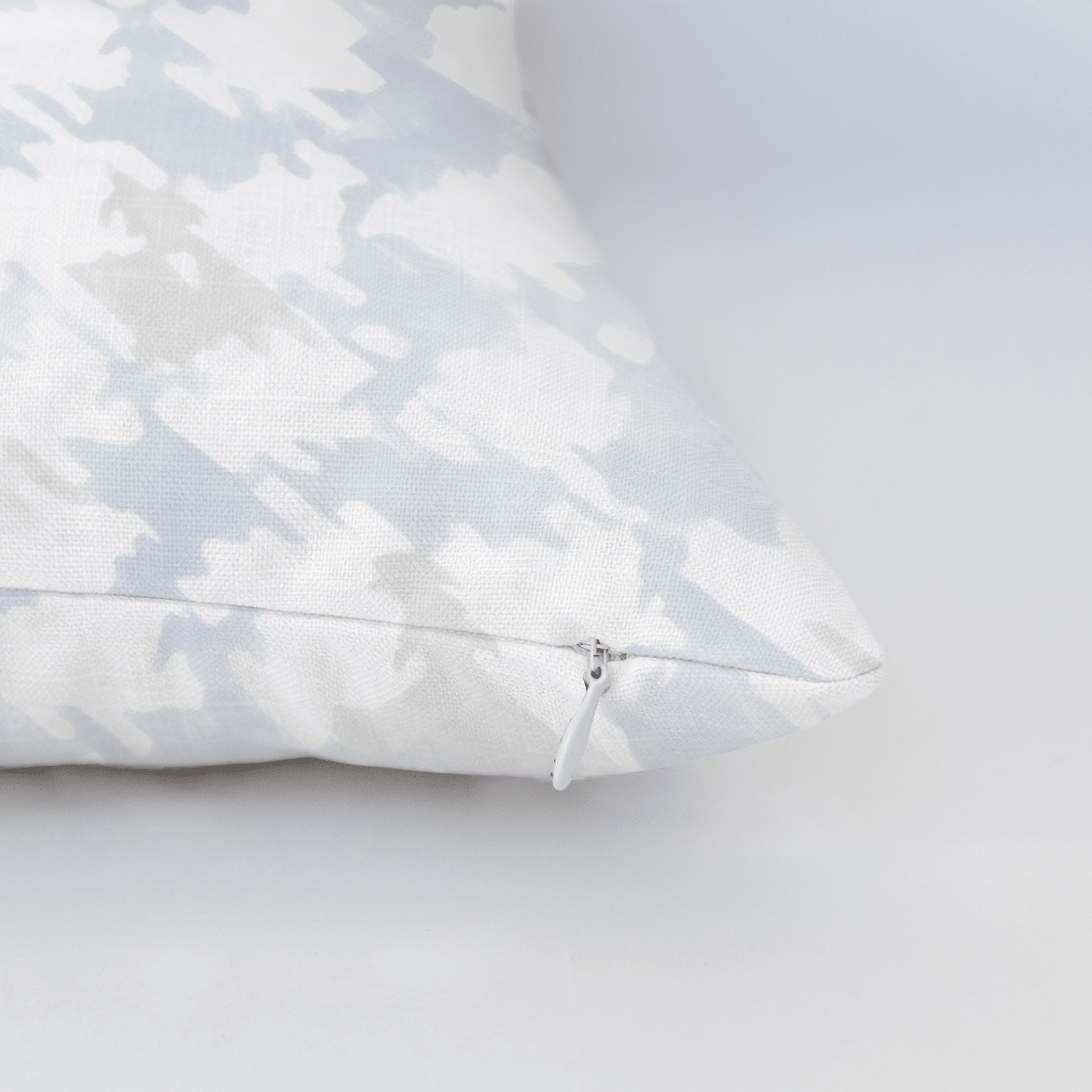 Feather Houndstooth Throw Pillow - Lemon Park