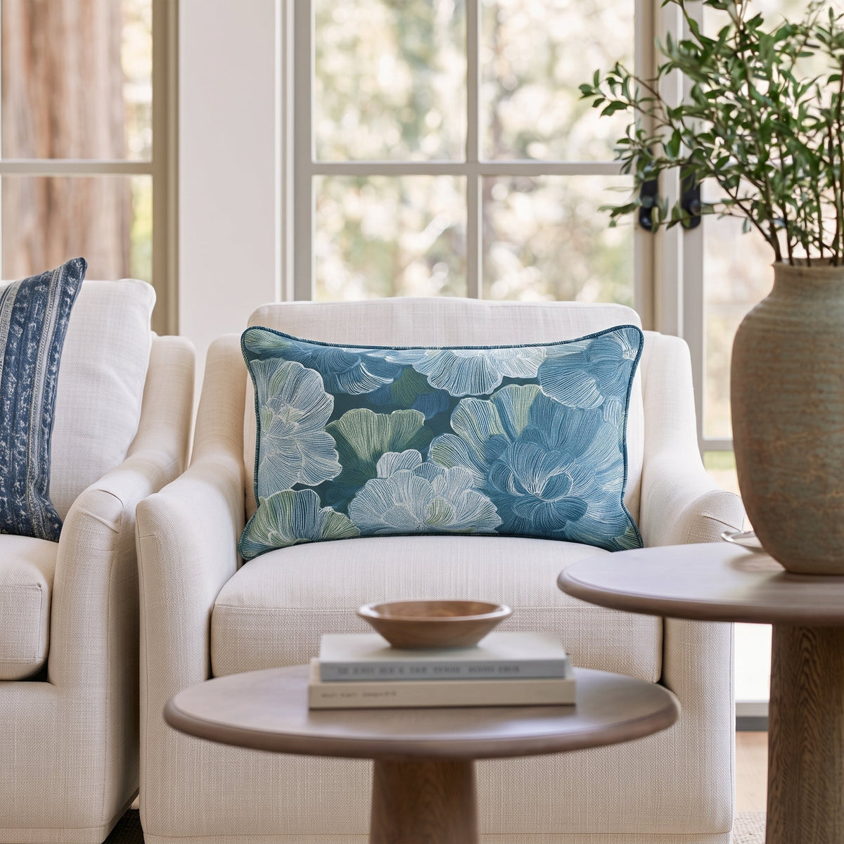 Hint of Lime Throw Pillow - Lemon Park