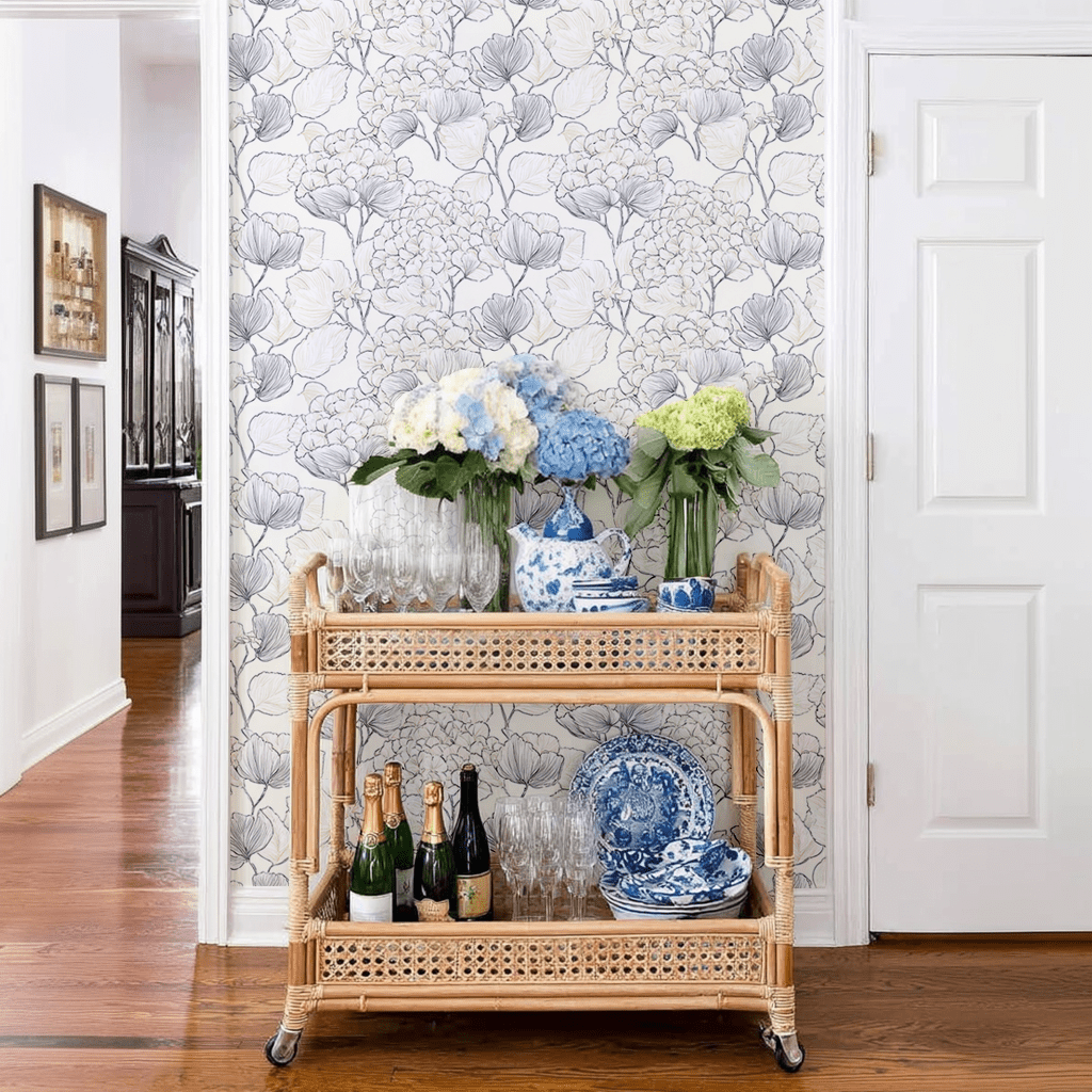 Hydrangea Lining Wallpaper - Lemon Park