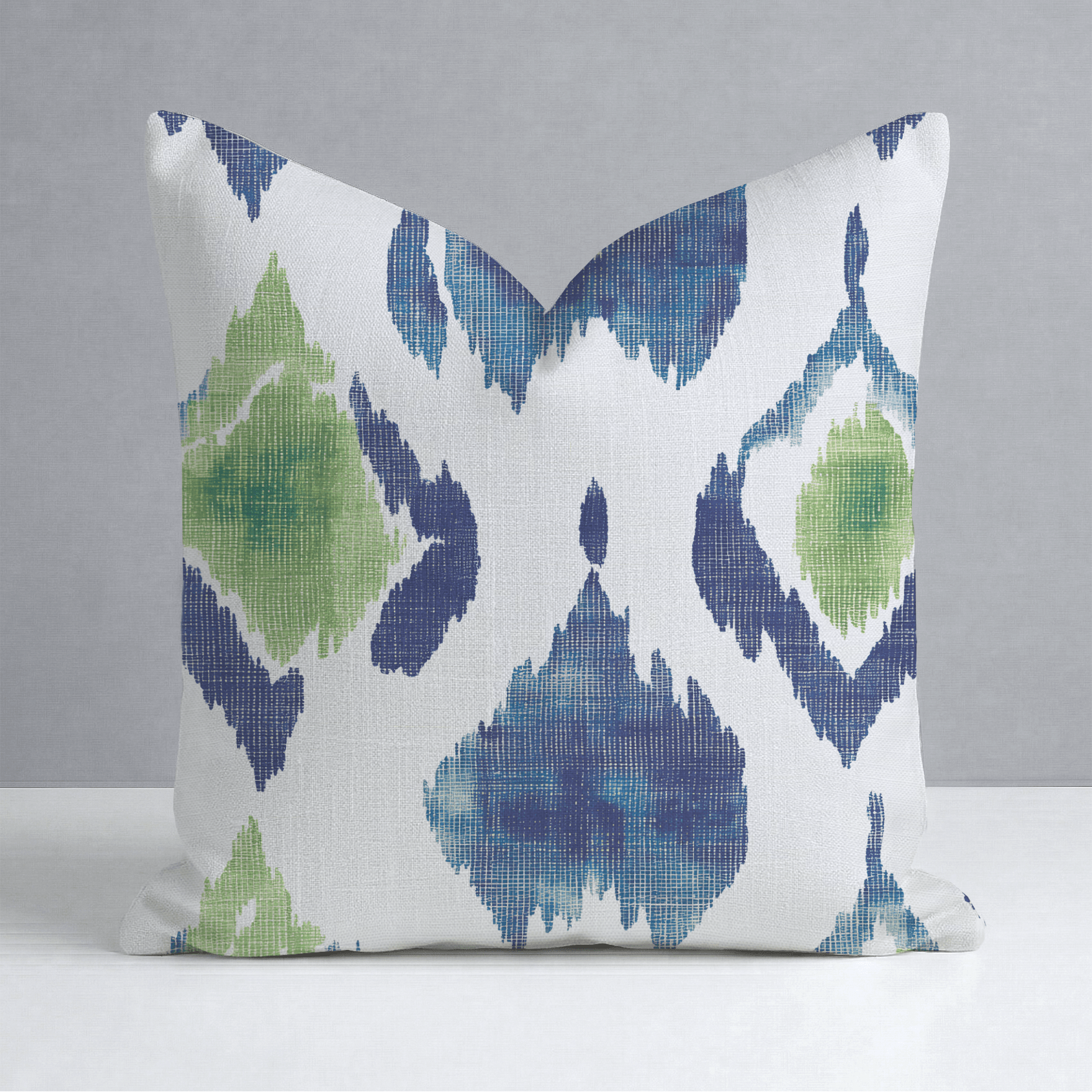 Peacock Paradise Throw Pillow - Lemon Park