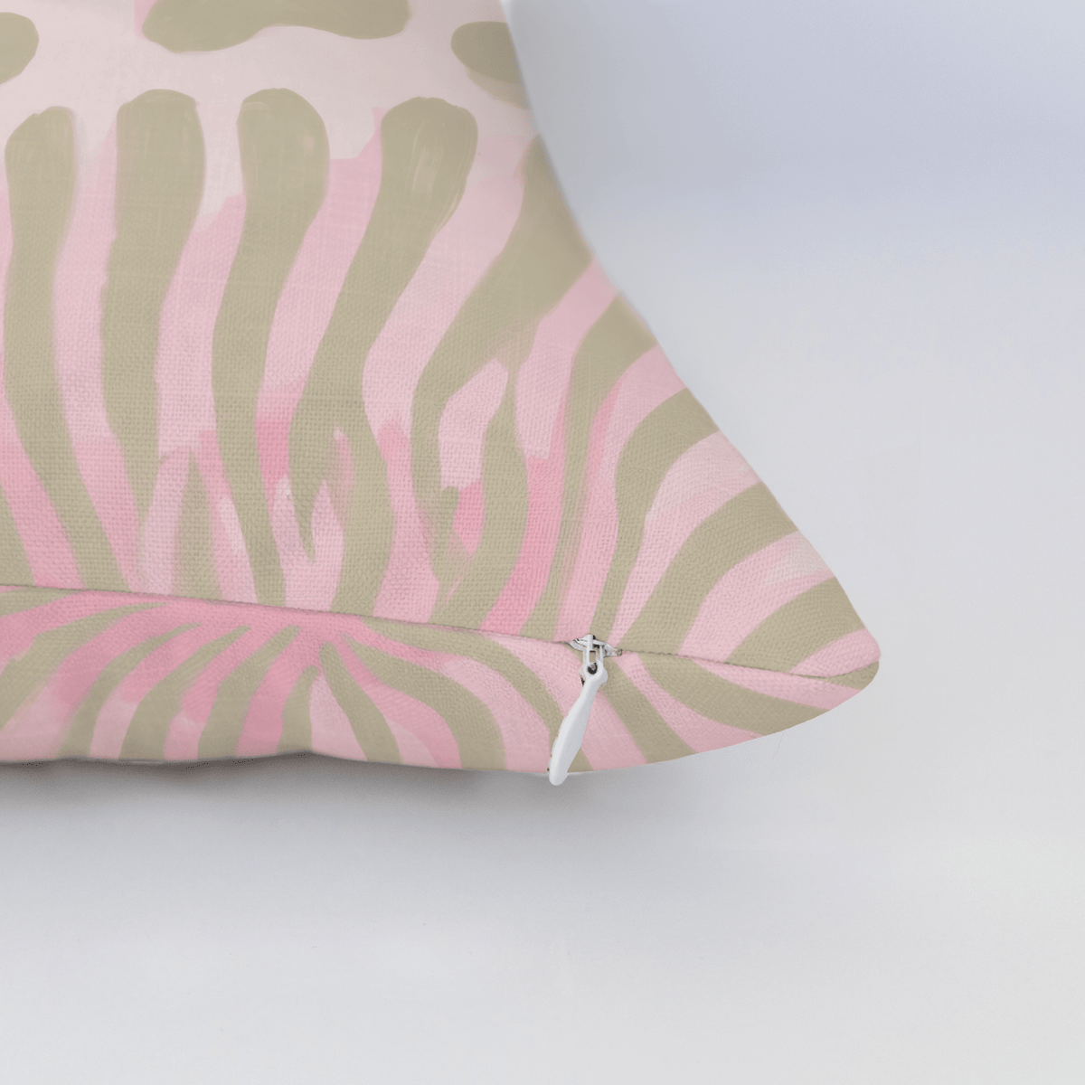 Scallop Shore Throw Pillow - Lemon Park