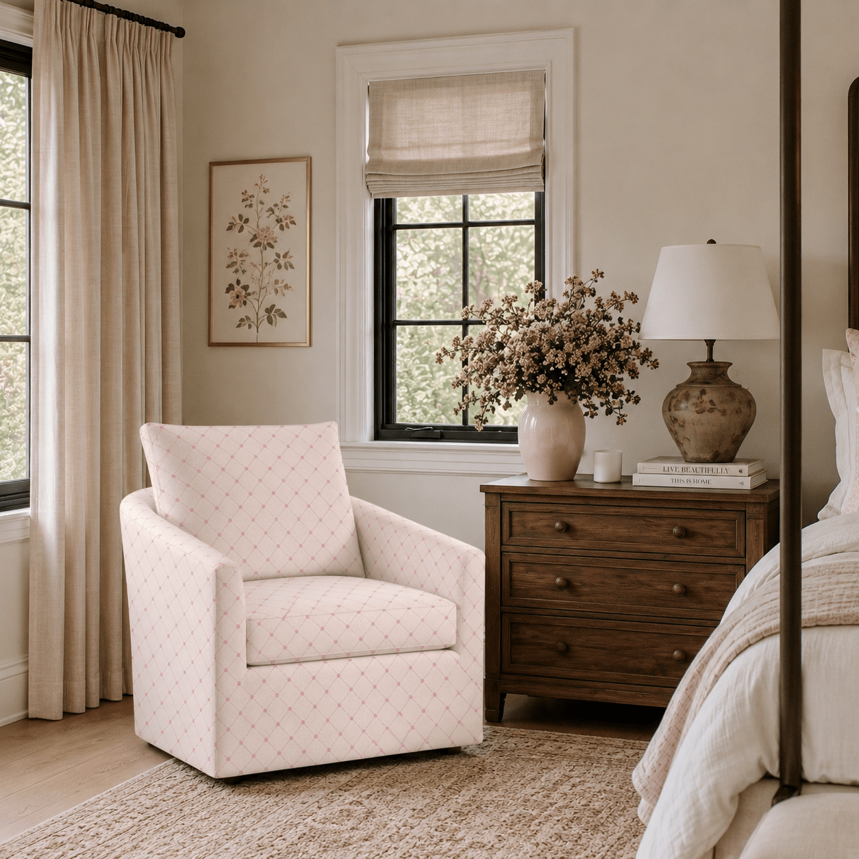 The Grace Chair in Bellagio Blush Linen Lattice - Lemon Park