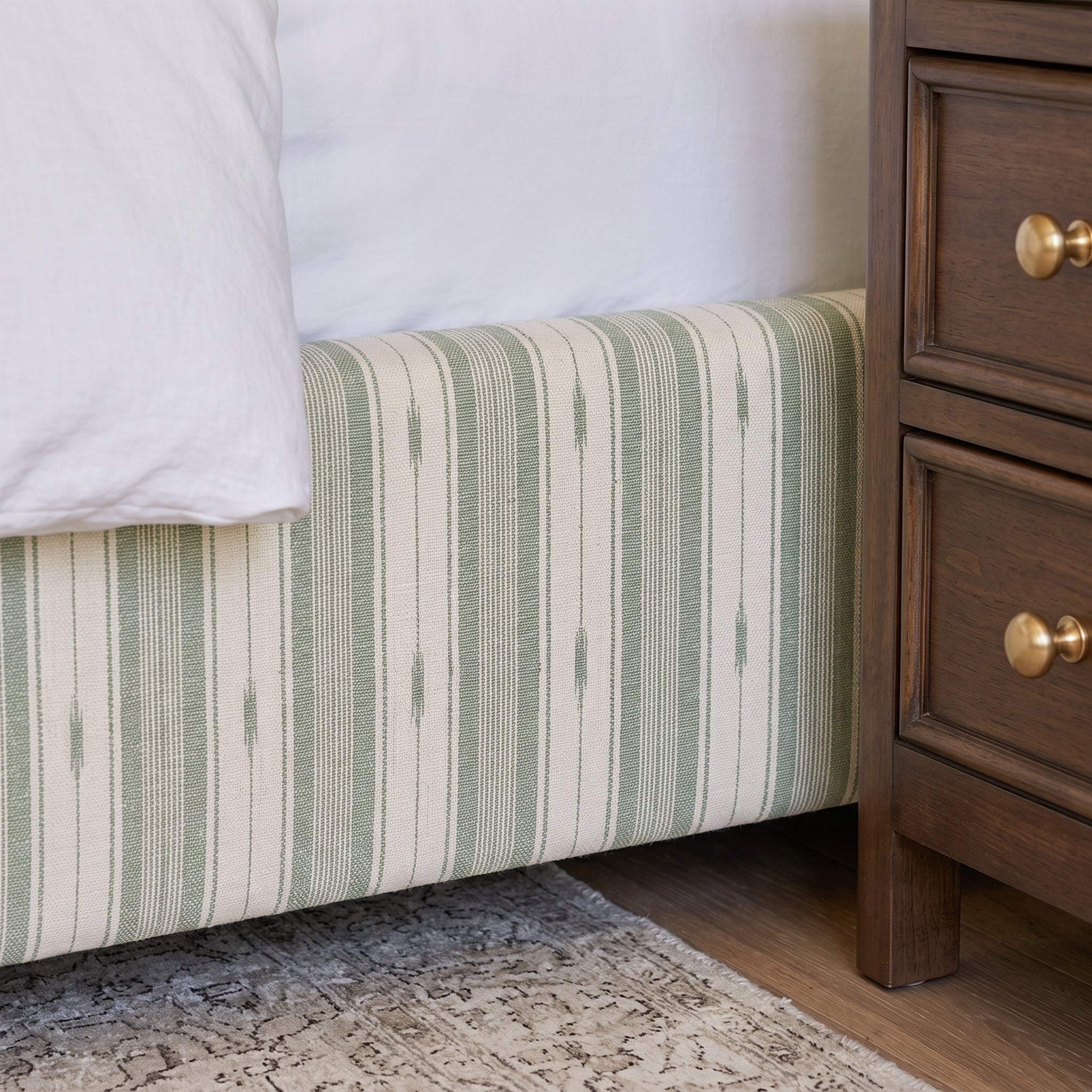 The Selene Bed in Blue Dresses Lemongrass Stripes - Lemon Park