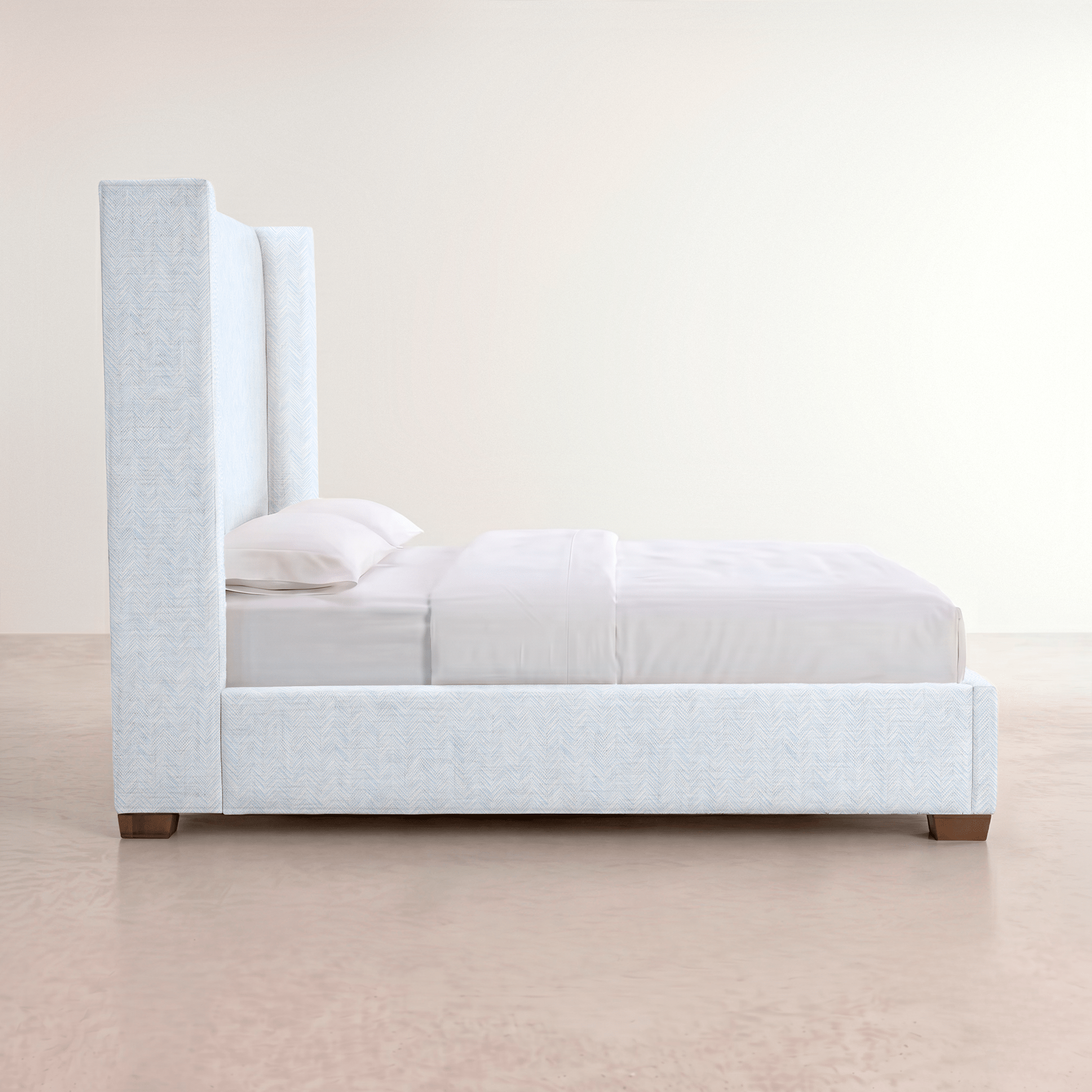 The Selene Bed in Classic Harmony - Lemon Park