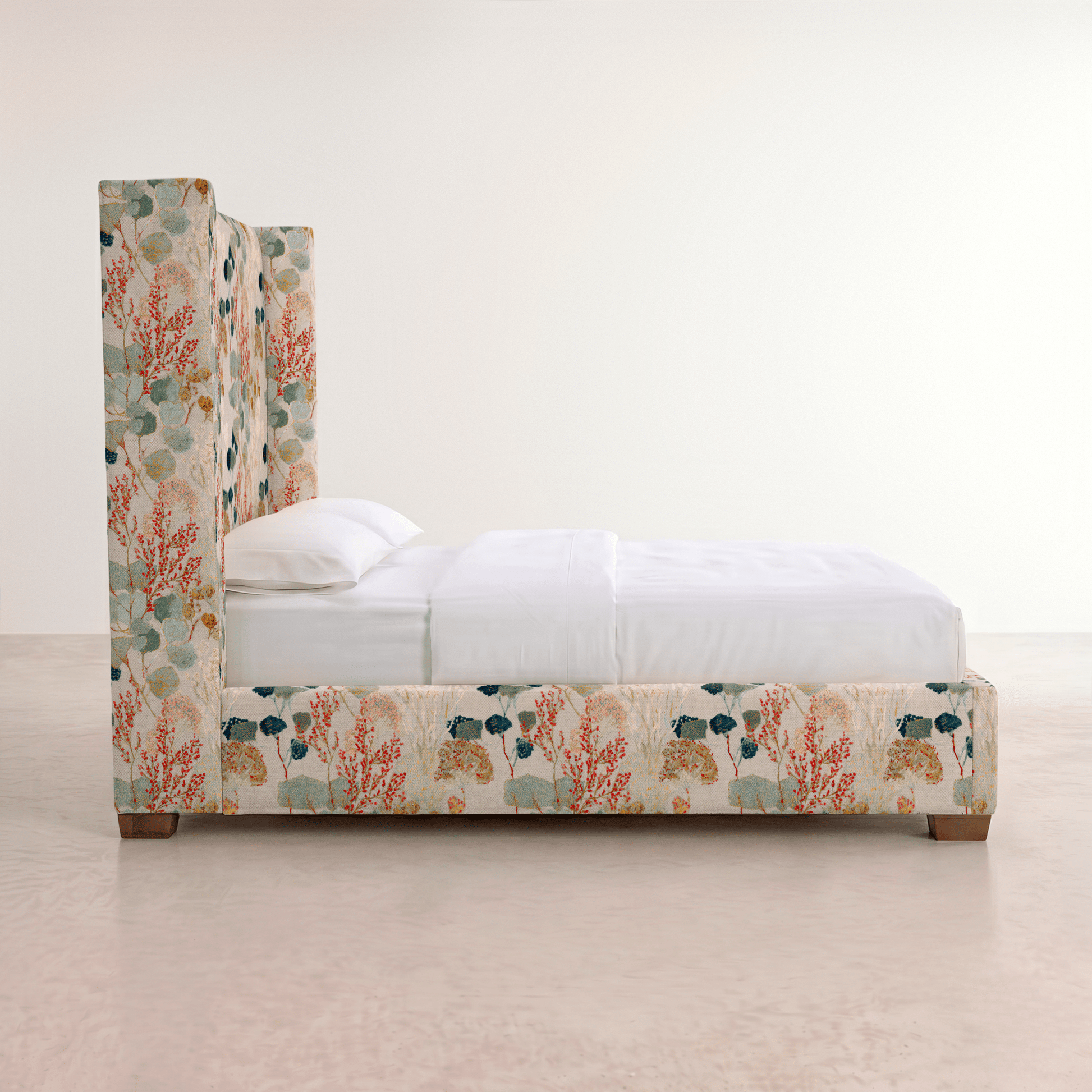 The Selene Bed in Hedgerow - Lemon Park