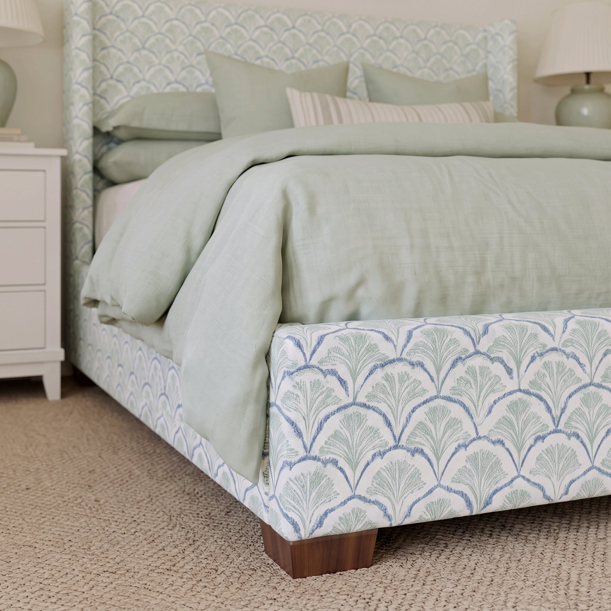 The Selene Bed in Hint Of Lime Sprouts - Lemon Park