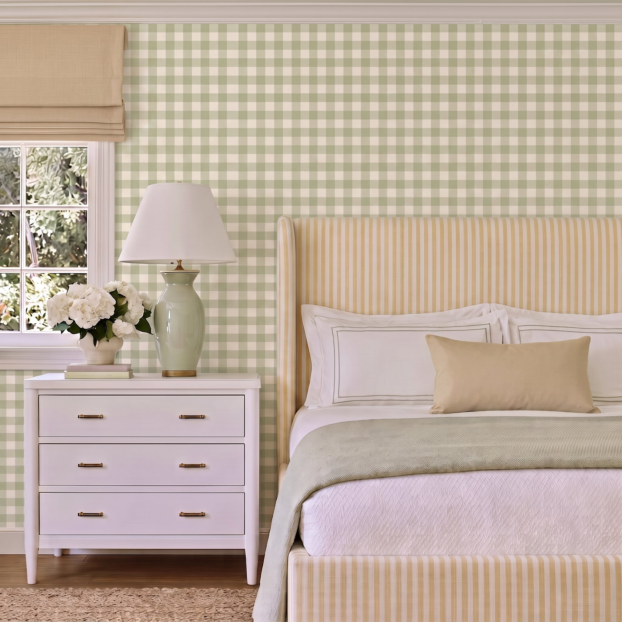 The Selene Bed in Juliet's Garden Easter Yellow Stripe - Lemon Park