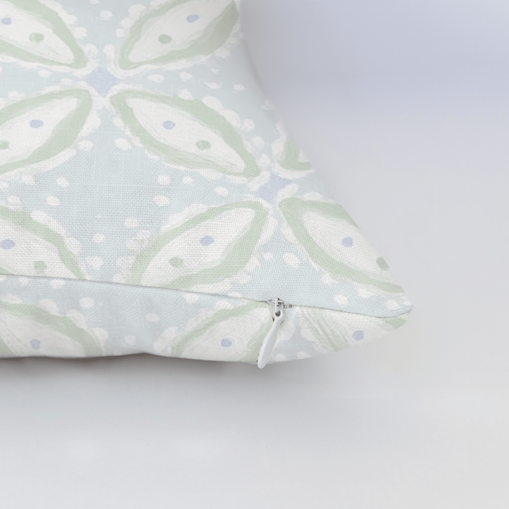 Winter Lace Throw Pillow - Lemon Park