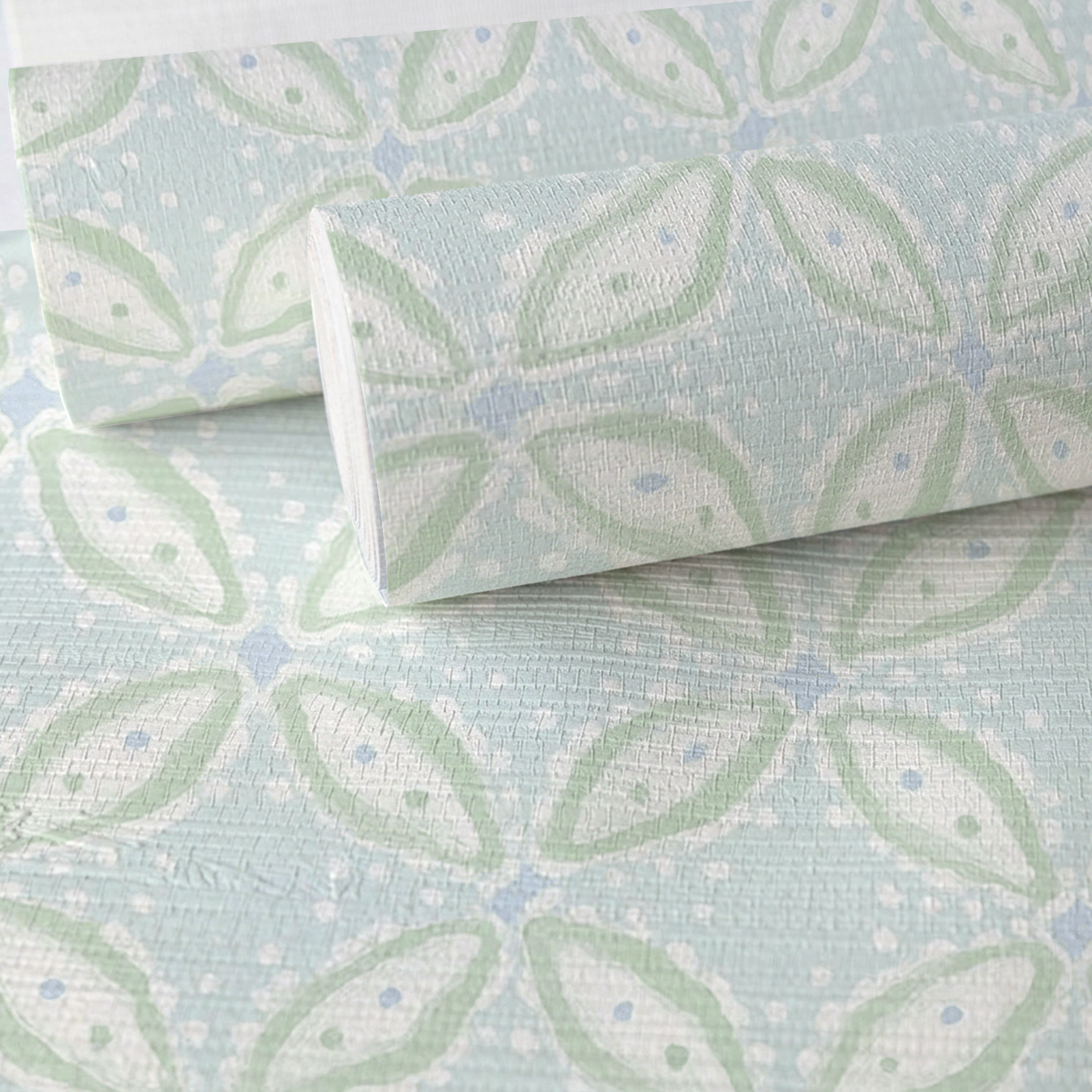 Winter Lace Faux Grasscloth Wallpaper